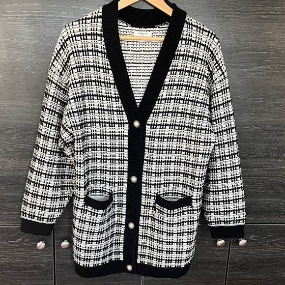 Aritzia Babaton Lacer Cardigan M - Picture 2 of 10